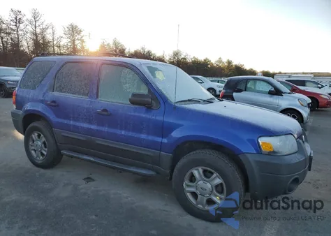 2005 Ford Escape Xls z USA, uszkodzony, nr VIN 1FMCU92Z95KD13833